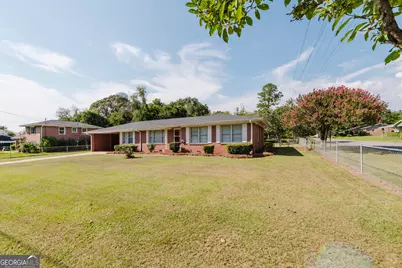 200 Heather Street, Warner Robins, GA 31093 - Photo 3