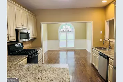 70 Indian Bluff Drive, Sharpsburg, GA 30277 - Photo 17