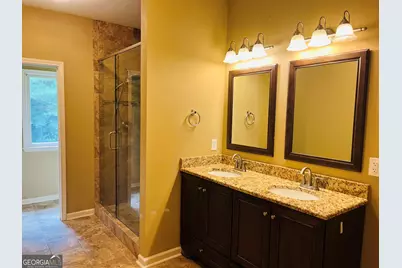 70 Indian Bluff Drive, Sharpsburg, GA 30277 - Photo 25