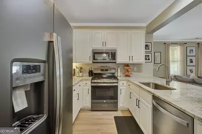 75 Covington Terrace, Newnan, GA 30263 - Photo 17