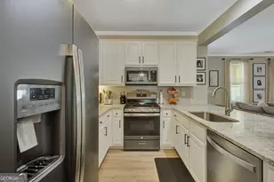 75 Covington Terrace, Newnan, GA 30263 - Photo 17