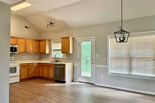 180 Hidden Brook Trail, Newnan, GA 30265 - Photo 5