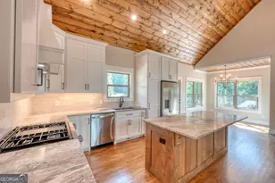 2079 Almont Rd, Young Harris, GA 30582 - Photo 15