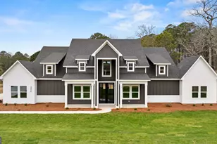 246 S Smith Rd, Lagrange, GA 30241 - Photo 1