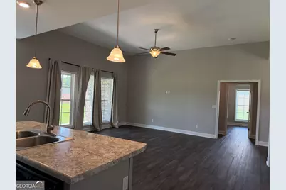 418 Autumn Avenue, Statesboro, GA 30458 - Photo 7