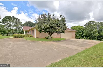 233 Fling Road, Lagrange, GA 30240 - Photo 7