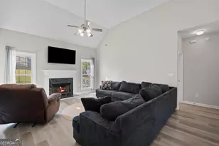84 Bedford Park Dr, Newnan, GA 30263 - Photo 15