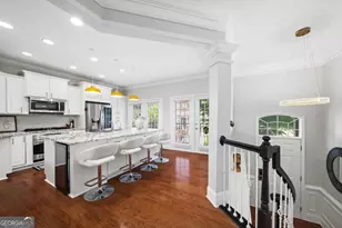2872 Overlook Way, Atlanta, GA 30324 - Photo 5