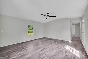 820 E County Line Rd, Danielsville, GA 30633 - Photo 13