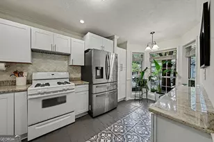 1157 Weatherstone Dr NE, Atlanta, GA 30324 - Photo 9