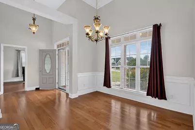 105 Churchill Drive, Lagrange, GA 30241 - Photo 5