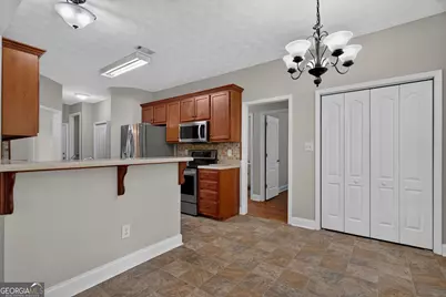 105 Churchill Drive, Lagrange, GA 30241 - Photo 13
