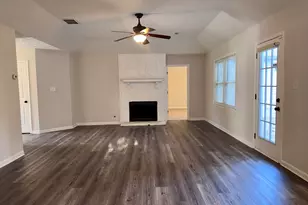 1052 Terance Ave, Jonesboro, GA 30238 - Photo 3
