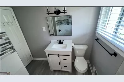 2894 Barry Avenue SE, Smyrna, GA 30082 - Photo 9