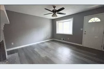 2894 Barry Avenue SE, Smyrna, GA 30082 - Photo 3