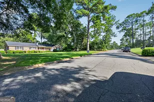 1629 Lowell Ln, Albany, GA 31707 - Photo 33