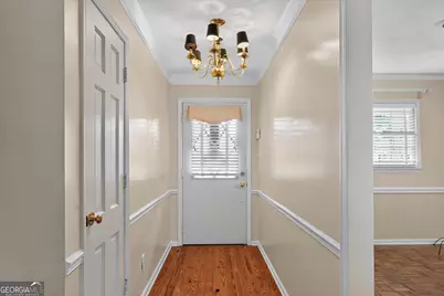 1629 Lowell Lane, Albany, GA 31707 - Photo 7