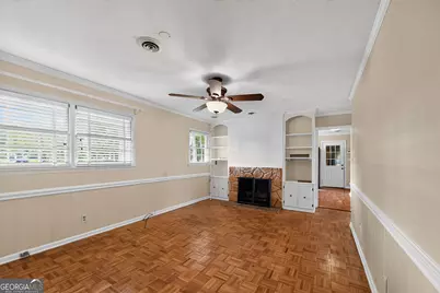 1629 Lowell Lane, Albany, GA 31707 - Photo 9