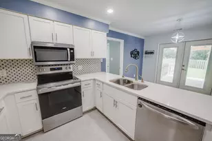 109 Captain John's Dr, Savannah, GA 31410 - Photo 15