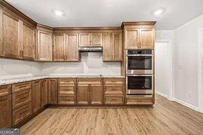 231 Suburban Drive, Kennesaw, GA 30144 - Photo 7