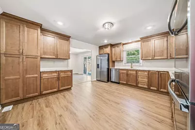 231 Suburban Drive, Kennesaw, GA 30144 - Photo 5