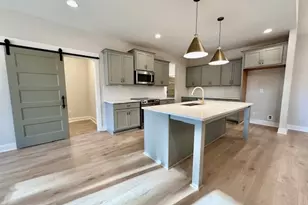 311 Mourning Ct, Lagrange, GA 30241 - Photo 5