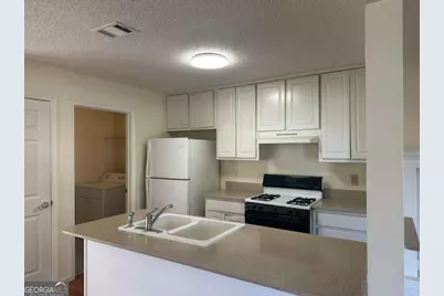 839 Tramore Drive, Stockbridge, GA 30281 - Photo 3