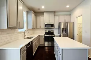 4402 Newfangle Rd, Stone Mountain, GA 30083 - Photo 7