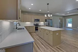 55 Wesley Cir, Toccoa, GA 30577 - Photo 13