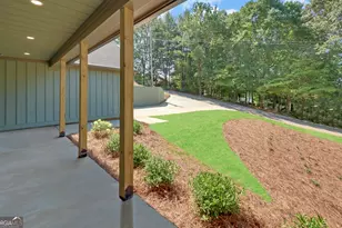 55 Wesley Cir, Toccoa, GA 30577 - Photo 3