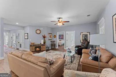 137 Shady Oak Drive, Perry, GA 31069 - Photo 11