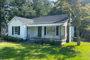 209 West Dr, Dublin, GA 31021 - Photo 1