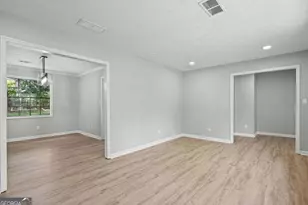 6883 Creekmoor Ln, Riverdale, GA 30296 - Photo 11