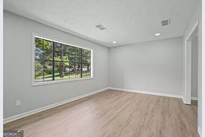 6883 Creekmoor Lane, Riverdale, GA 30296 - Photo 9