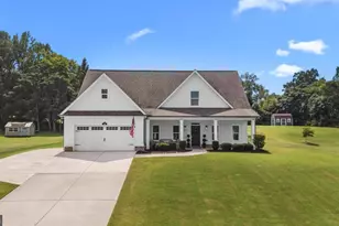 112 Alexander Lakes Dr, Eatonton, GA 31024 - Photo 1