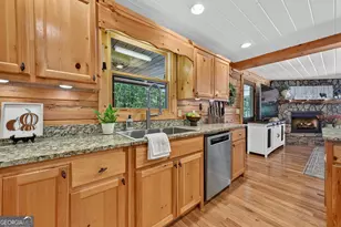 303 Major Ridge Rd, Blue Ridge, GA 30513 - Photo 25