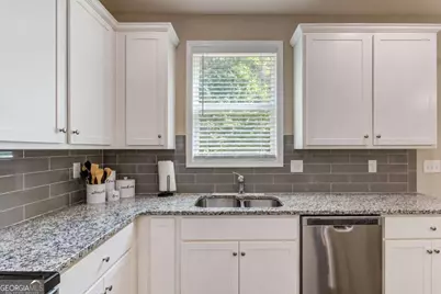 480 White Trillium Drive, Hoschton, GA 30548 - Photo 11