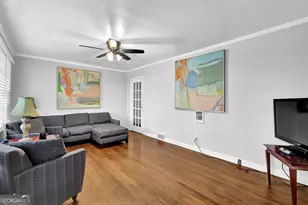 804 Rowland Rd, Stone Mountain, GA 30083 - Photo 9