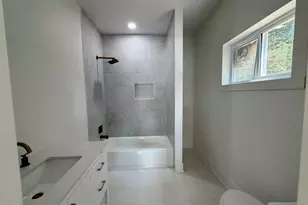 523 Chappell Rd NW, Atlanta, GA 30318 - Photo 21