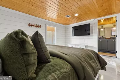 692 Hutchins Wolfskin Road, Stephens, GA 30667 - Photo 33