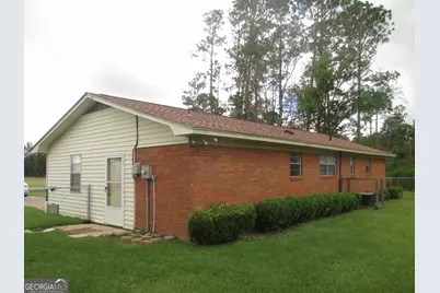 94 S Miller Street, Hazlehurst, GA 31539 - Photo 5