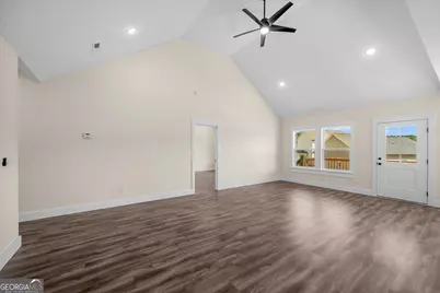 142 Washington Street, Dalton, GA 30721 - Photo 9