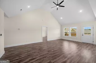 142 Washington St, Dalton, GA 30721 - Photo 9