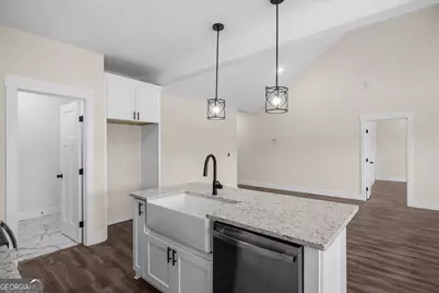 142 Washington Street, Dalton, GA 30721 - Photo 13