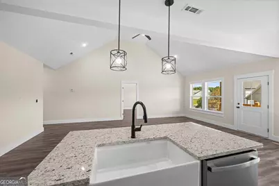 142 Washington Street, Dalton, GA 30721 - Photo 5