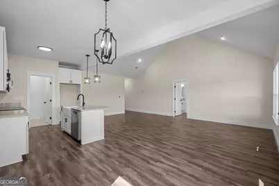 142 Washington Street, Dalton, GA 30721 - Photo 11