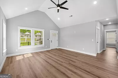 140 Washington Street, Dalton, GA 30721 - Photo 11
