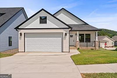 140 Washington Street, Dalton, GA 30721 - Photo 1