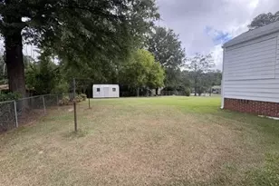 204 W 1st Ave, Sandersville, GA 31082 - Photo 17