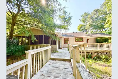 1398 Fairfield Drive SW, Lilburn, GA 30047 - Photo 21